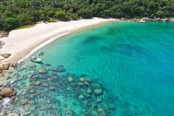 Praia dos Meros em Ilha Grande um achado geológico e um paraíso - Foto Guia Turístico Ilha Grande
