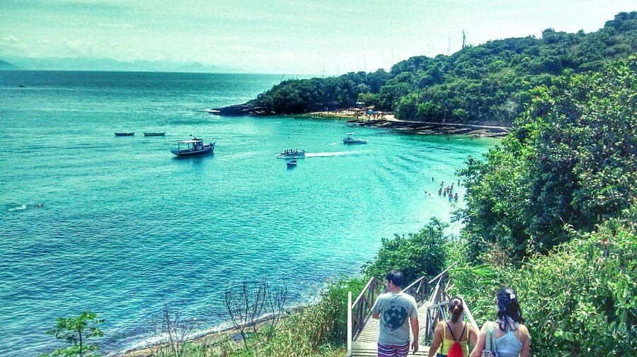 Praias Azeda e Azedinha em Búzios são uma das praias mais bonitas da região e encantam moradores e turistas do Rio de Janeiro