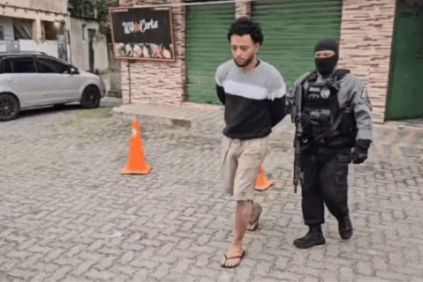 Preso em Inhoaíba Marcos Vinicius Telles de Melo o VN segurança do miliciano Naval — Foto Reprodução