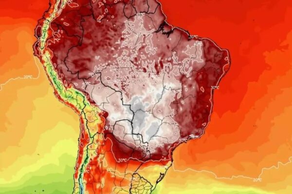 Previsão do tempo indica muito calor no Estado do Rio de Janeiro, mas chuva não está descartada - Imagens de Satélite - Arquivo