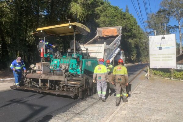 Recapeamento na RJ 116 acontece no km 70 em Nova Friburgo