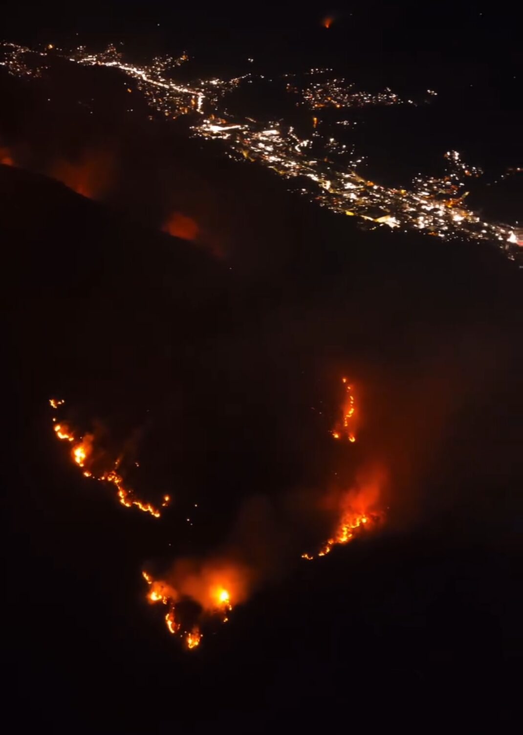 Imagens de Flávio Corrêa mostram estrago das queimadas em Nova Friburgo