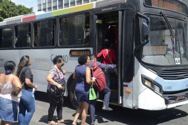 Tarifa de ônibus aumenta na cidade do Rio de Janeiro e passa a ser R$ 4,70 a partir deste domingo - Foto Thomaz Silva - Agência Brasil