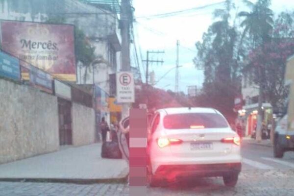 Vereador Cascão do Povo teria utilizado carro da Câmara para buscar filha em colégio particular em Nova Friburgo