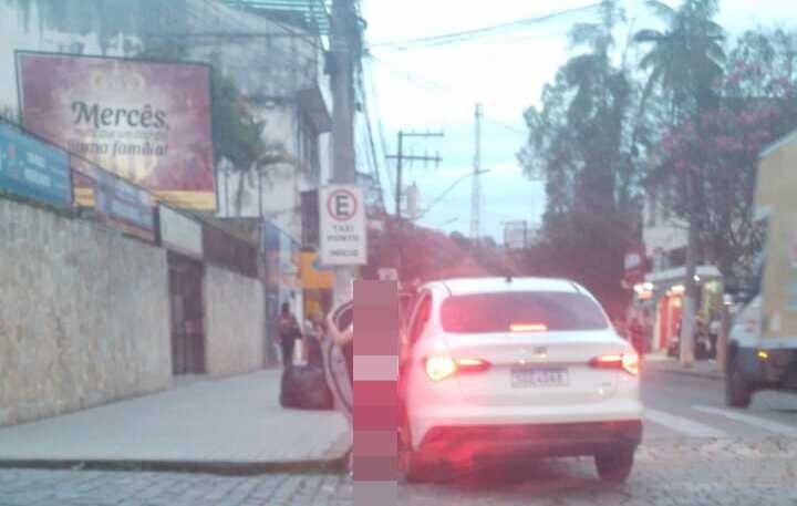 Vereador Cascão do Povo teria utilizado carro da Câmara para buscar filha em colégio particular em Nova Friburgo