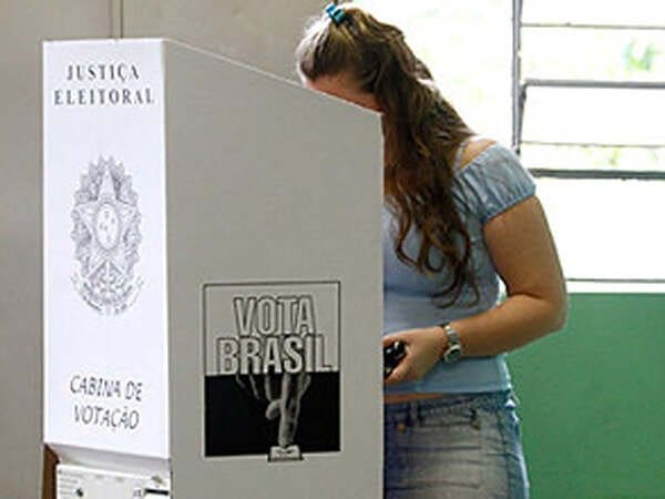 Vereadoras eleitas diminuiu e representatividade feminina em Nova Friburgo perde espaço