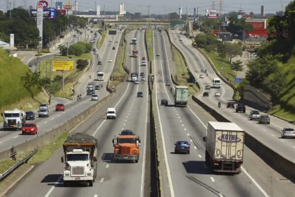 Via Dutra vai ter valor do pedágio aumentado - Foto Agência Brasil
