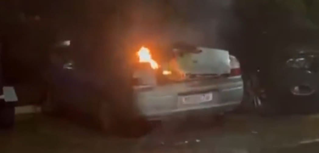 Vídeo mostra explosão em carro usado no atentado a bomba em Brasília