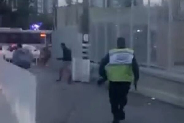 Confusão no Barra Shopping: cena de tumulto e polícia
