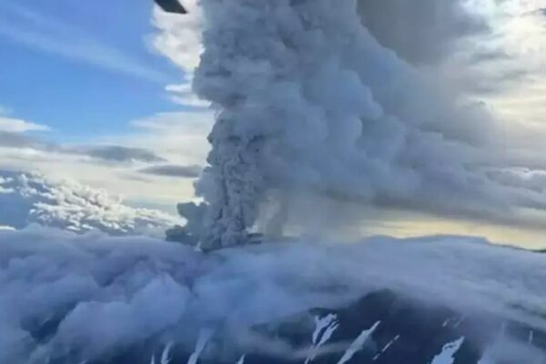 Erupção vulcânica de Krasheninnikov