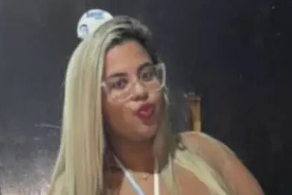 Gabrielle Christine Ribeiro, procurada por assassinato.