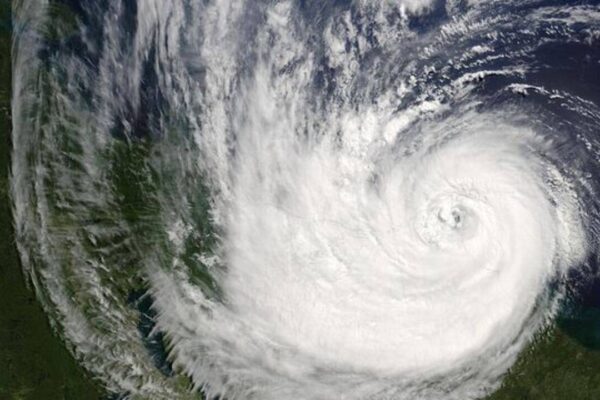 Imagem de satélite de um ciclone extratropical sobre o Rio de Janeiro.
