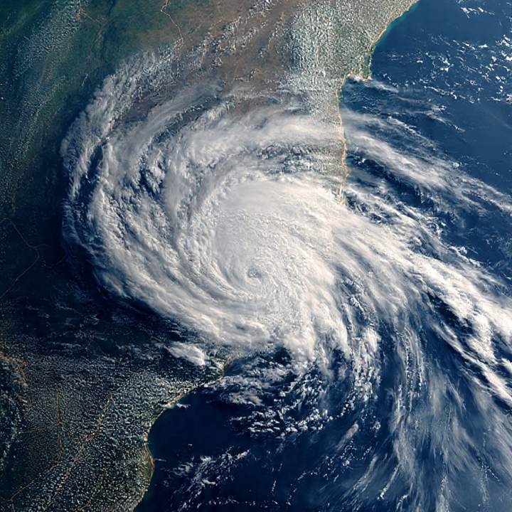 Imagem de satélite mostra um ciclone extratropical sobre o Rio de Janeiro.