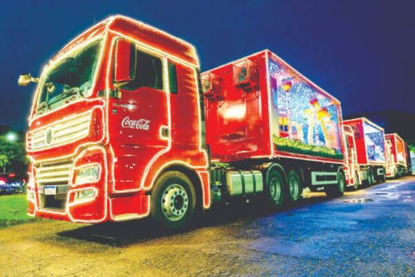 Caravana da Coca Cola passa nesta sexta-feira em Cabo Frio e São Pedro da Aldeia