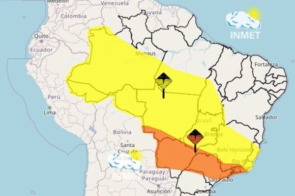 Mapa de avisos meteorológicos do INMET para chuvas no Brasil, com destaque para áreas de perigo potencial, perigo e grande perigo.
