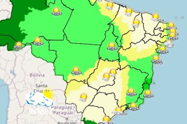 Mapa de previsão do tempo no Brasil, com áreas de sol e chuva.