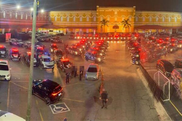 Operação Carbono Oculto: Operação policial contra esquema bilionário de combustíveis ligado ao PCC.