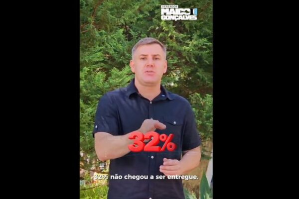 Vereador Maicon Gonçalves fala sobre falhas na decoração natalina em Nova Friburgo, com 32% dos enfeites não entregues.