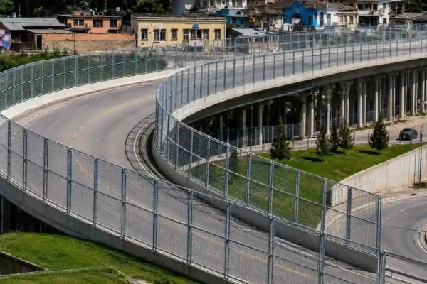 Grade de proteção no Viaduto Geremias Mattos Fontes avança para fase de estudos