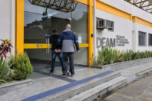Suspeito de descumprir medida protetiva é preso em Conselheiro Paulino