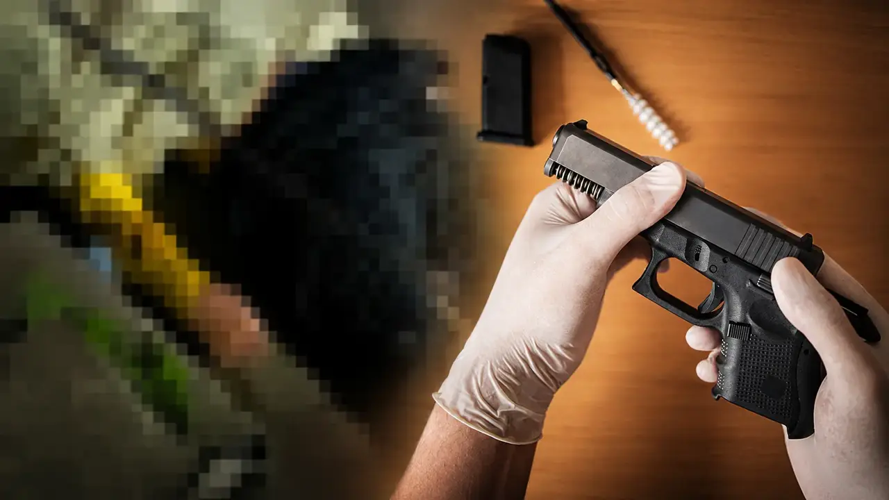 Montagem horizontal reúne uma imagem pixelada da ocorrência e uma pistola sendo examinada com luvas, em referência ao homicídio investigado em Conselheiro Paulino.