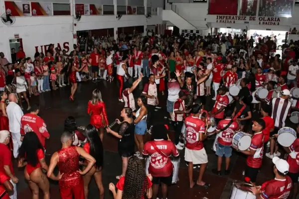 Nota da Imperatriz de Olaria sobre a interdição temporária de sua quadra em Nova Friburgo