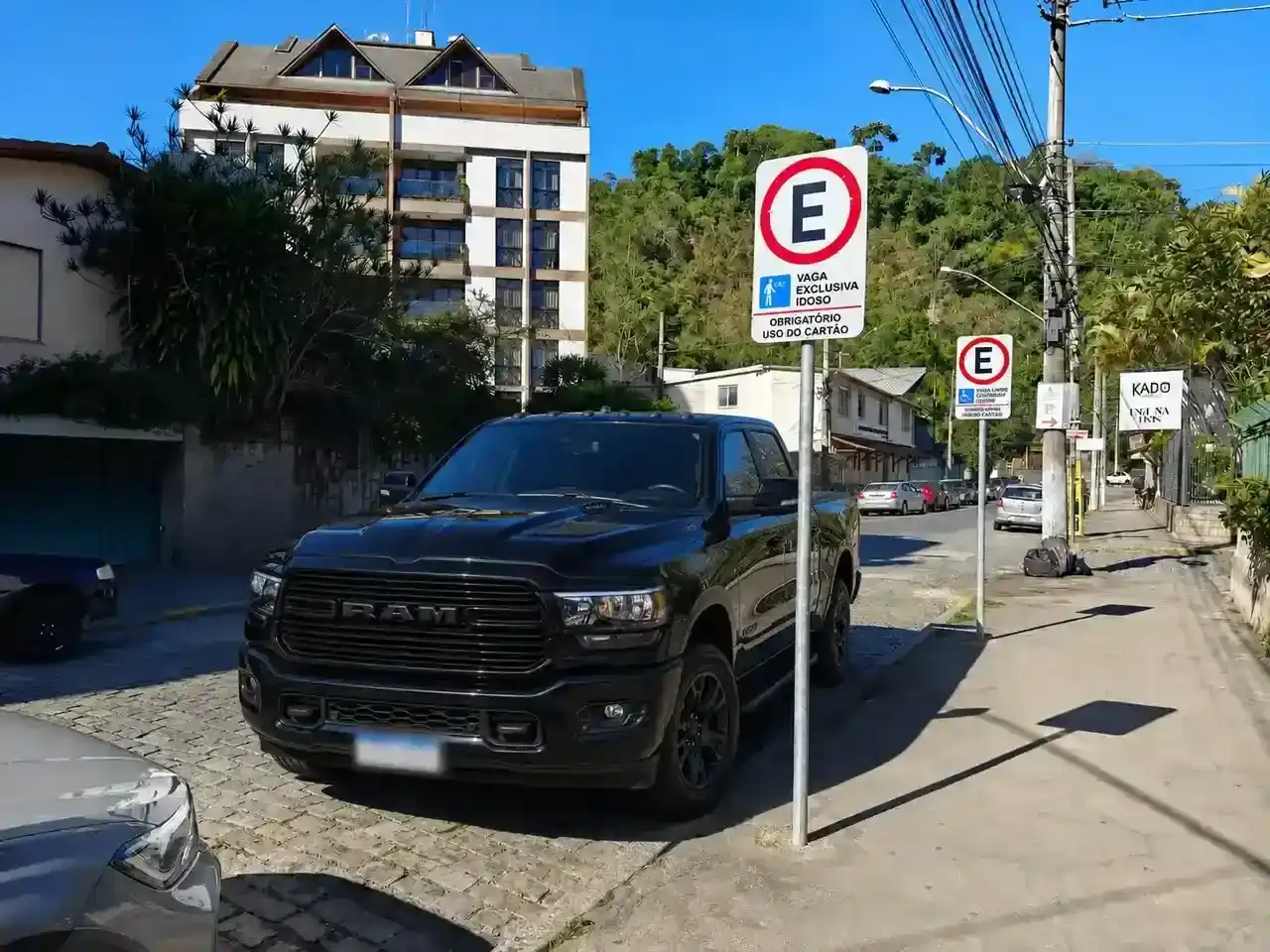 Desrespeito às regras de trânsito em Nova Friburgo