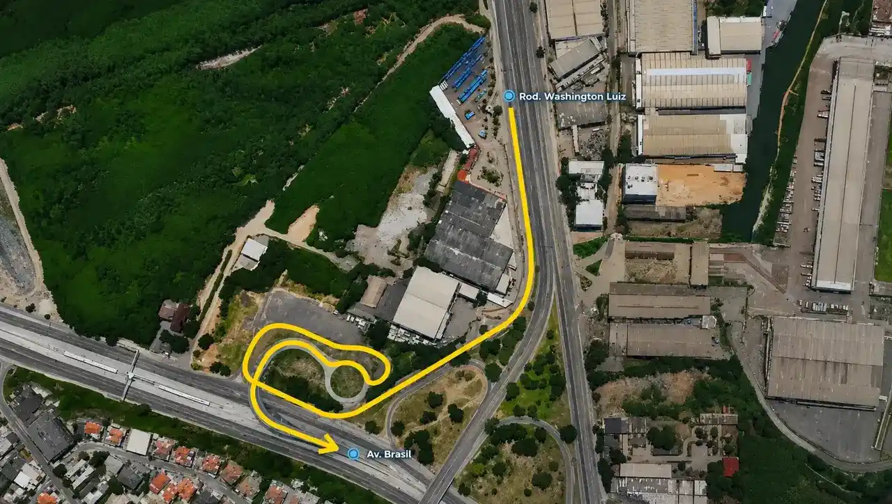 Imagem aérea mostra o novo acesso exclusivo para ônibus ligando a Rodovia Washington Luís à pista seletiva da Avenida Brasil.