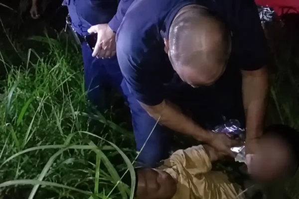 Policiais prendem suspeito após fuga por área de mata em Nova Friburgo