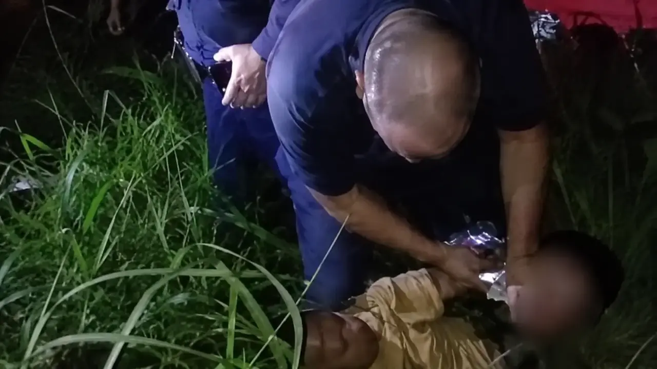 Policiais prendem suspeito após fuga por área de mata em Nova Friburgo