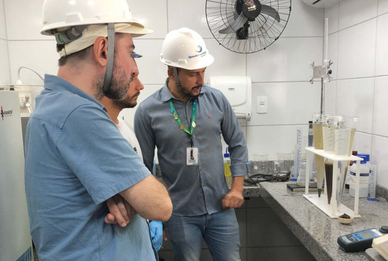 visita do CRBio à Águas de Nova Friburgo destaca tratamento de água e esgoto e amplia debate sobre atuação de biólogos no saneamento