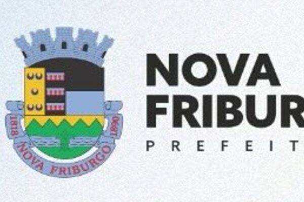 Brasão da Prefeitura de Nova Friburgo com detalhes em azul, refletindo atualização de 2024.
