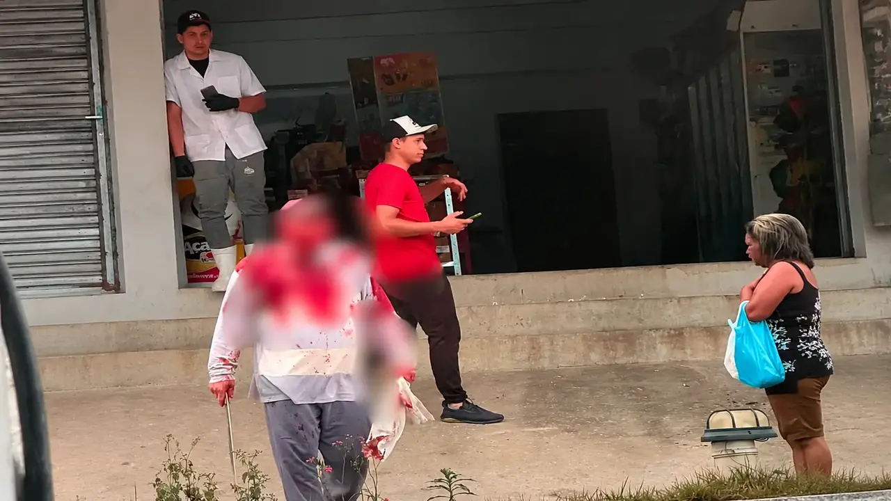 Ocorrência deixa pai e filho feridos em Riograndina