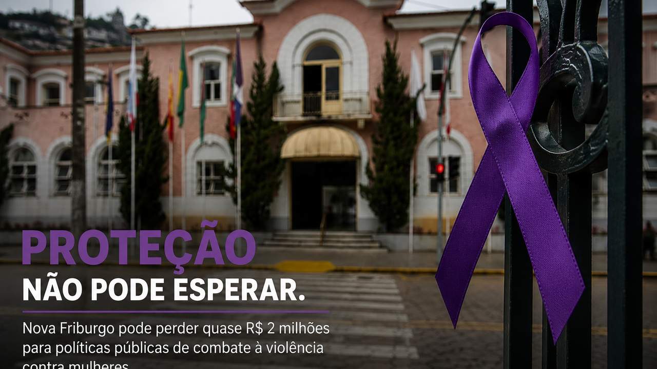 Imagem com laço roxo, texto 'PROTEÇÃO NÃO PODE ESPERAR' e fundo de prédio.
