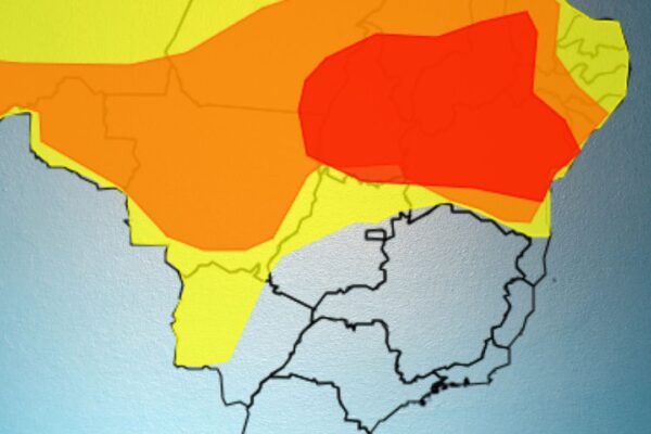 Mapa de temperaturas no estado do Rio de Janeiro, Brasil, com destaque para a Região Serrana.
