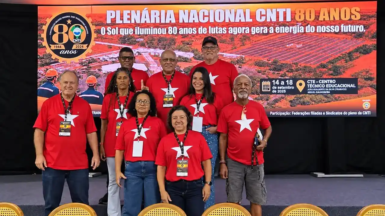 Representantes do STIVNF durante a Plenária Nacional de 80 anos da CNTI em Luziânia