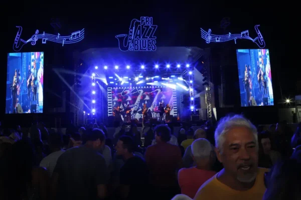 Fri Jazz & Blues reúne grandes artistas e 82 expositores na Região Serrana