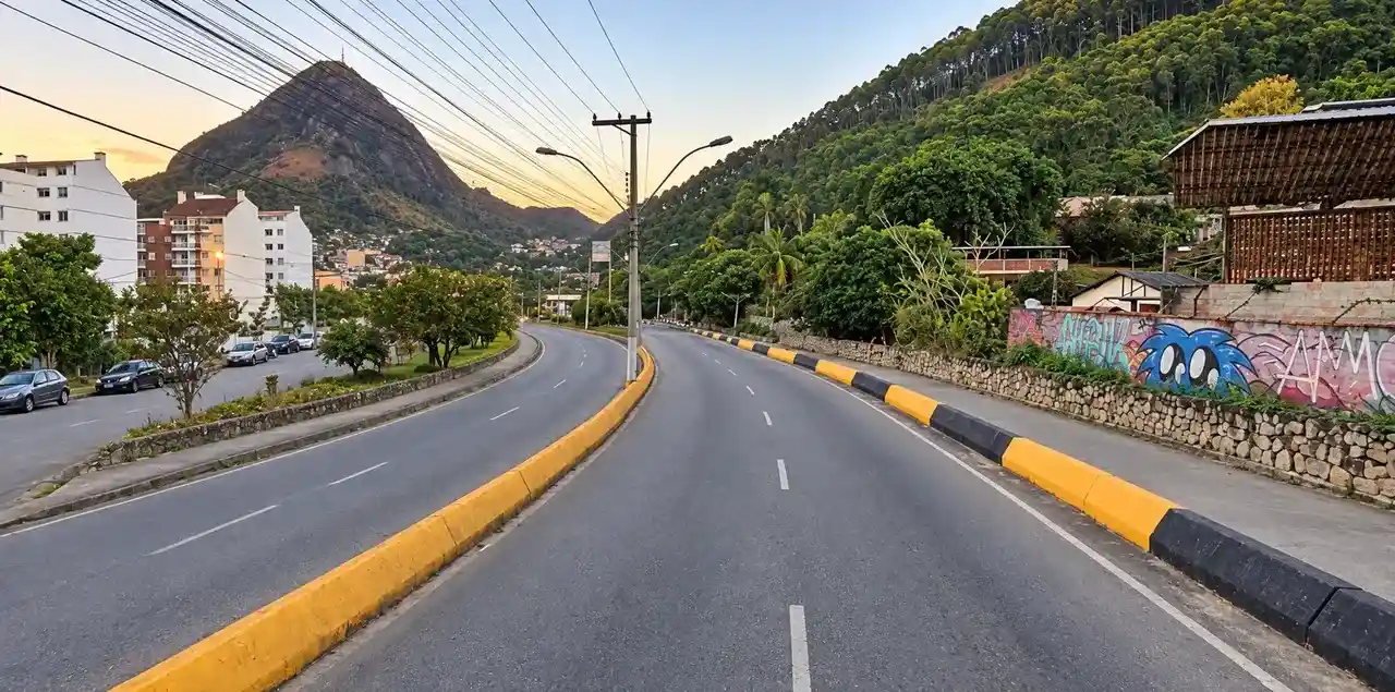 Via Expressa de Nova Friburgo, onde teria ocorrido ataque contra mulher
