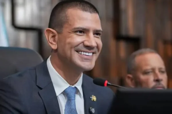 TSE forma maioria para anular votos de Garotinho e abre caminho para vitória de Ruas