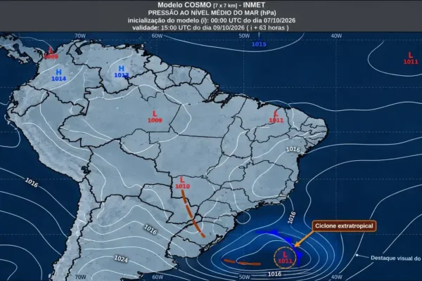 Mapa de pressão atmosférica destaca ciclone extratropical no Atlântico Sul.