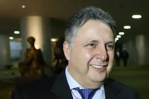 Anthony Garotinho desiste de recurso apresentado ao TSE